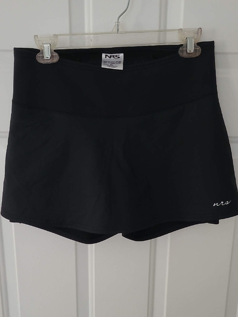 NRS Women's Black Hydroskin 0.5 Active Skort Shorts